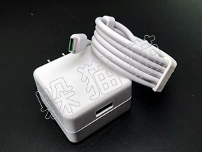 給手機買個保險！充電器防偽那些事
